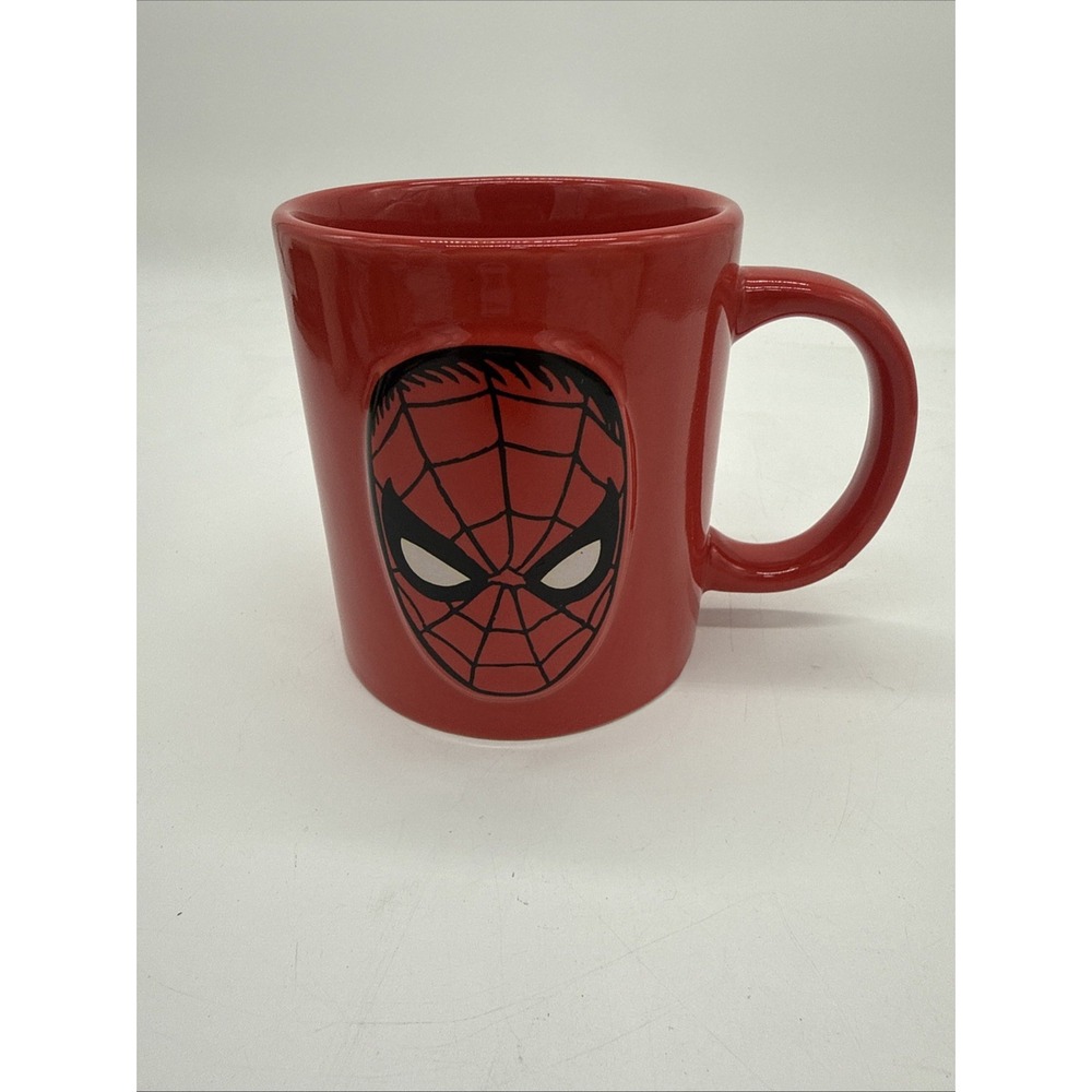 Silver Buffalo Marvel Spiderman Character Line Up 20oz  Ceramic Mug Red